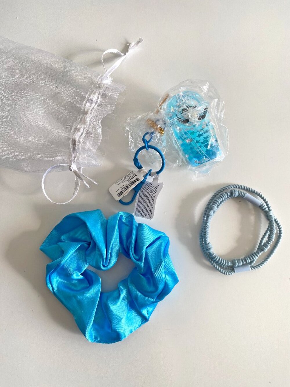 Claire's Gift Panda Tea Water Filled Glitter Keychain Scrunchie Hair Tie